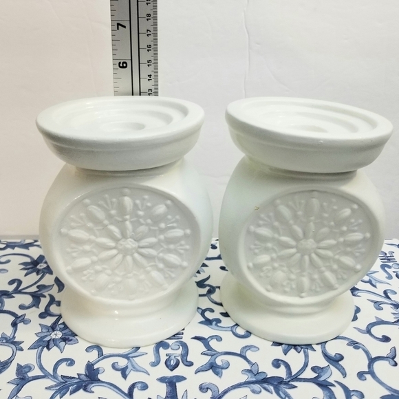 Vintage 1972 Mexican Ceramic White Candle Holders, 7 inches - Picture 5 of 7